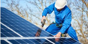 Installation Maintenance Panneaux Solaires Photovoltaïques à Livron